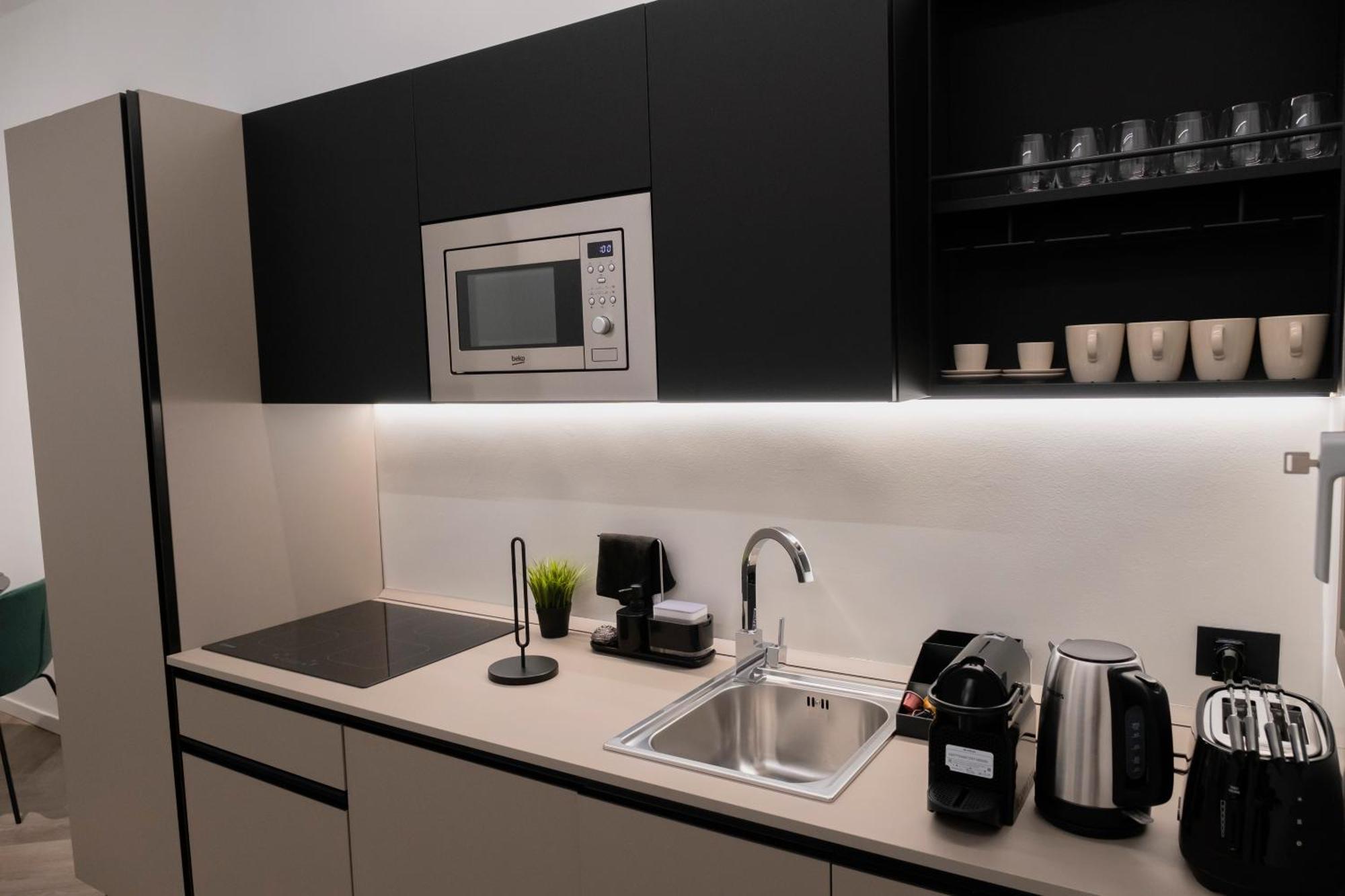 Barneys Design Apartment Tarento Exterior foto